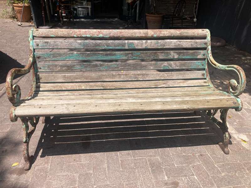 Beautiful Original Victorian Cast Iron Garden Bench ( 157 x 82 x 67 cm )