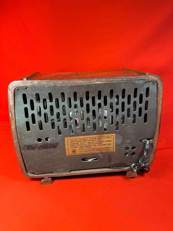 Vintage Orion 221 Radio , Hungary 1951 ( not working )