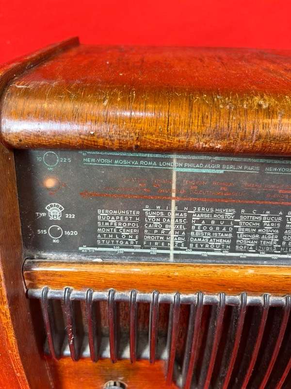 Vintage Orion 221 Radio , Hungary 1951 ( not working )