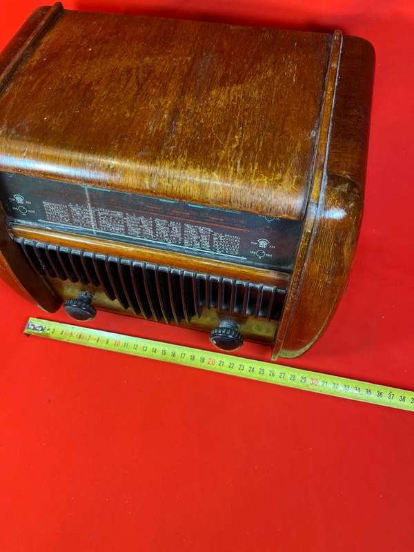 Vintage Orion 221 Radio , Hungary 1951 ( not working )