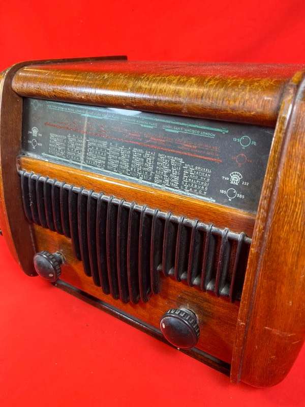 Vintage Orion 221 Radio , Hungary 1951 ( not working )