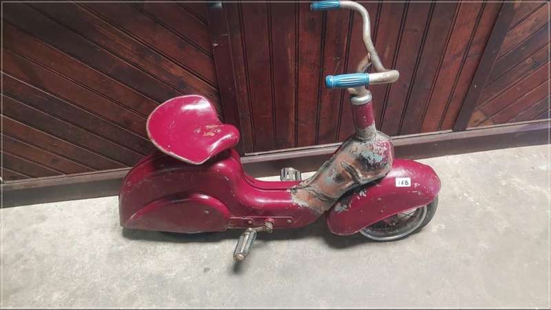 Super Rare Mobo Pedal Scooter circa 1950