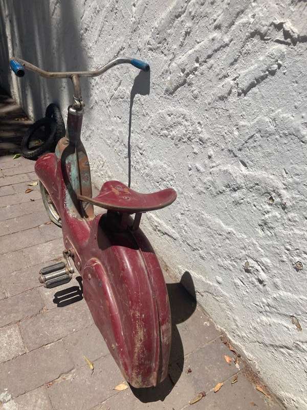 Super Rare Mobo Pedal Scooter circa 1950