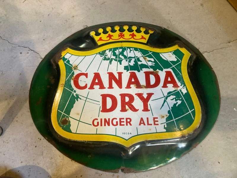 Original Enamel Canada Dry Button Sign ( 49 x 40 cm )