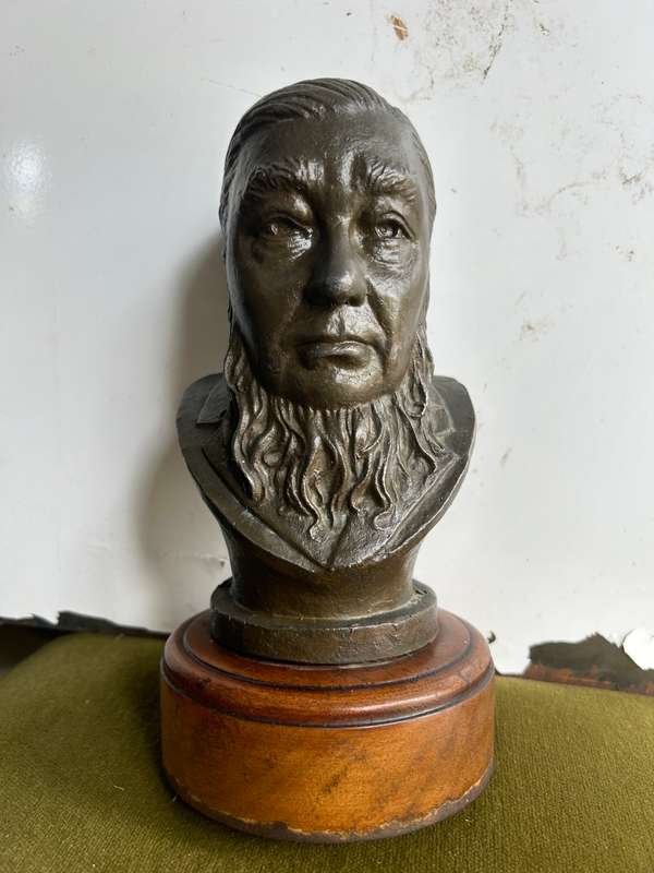 Rare Bronze Bust. Pres.Paul Kruger by Coert Steynberg ( 22 cm )1945
