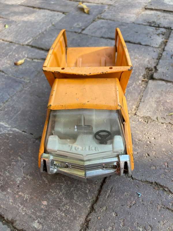Tinplate Yellow Tonka Truck ( 22 cm )