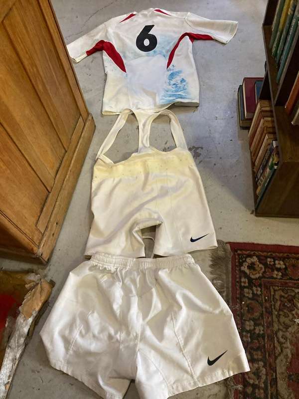 Rugby: England Players Jersey plus pants no 6