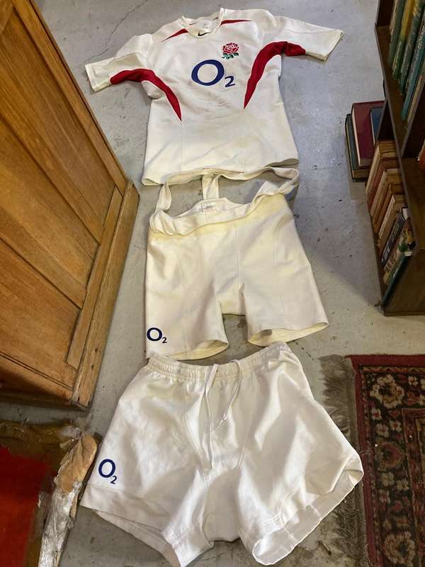Rugby: England Players Jersey plus pants no 6