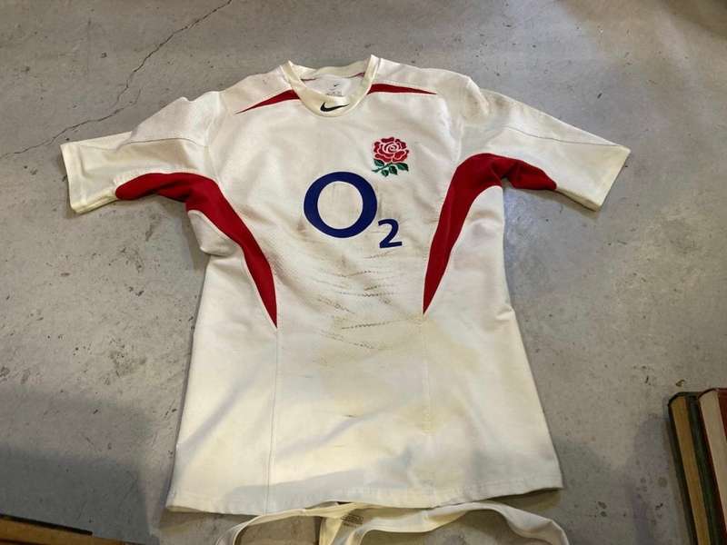 Rugby: England Players Jersey plus pants no 6