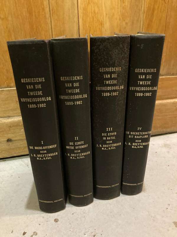 Boer War: Die Geskiedenis vd Tweede Vryheidsoorlog, Deel 1-4. JH Breytenbach