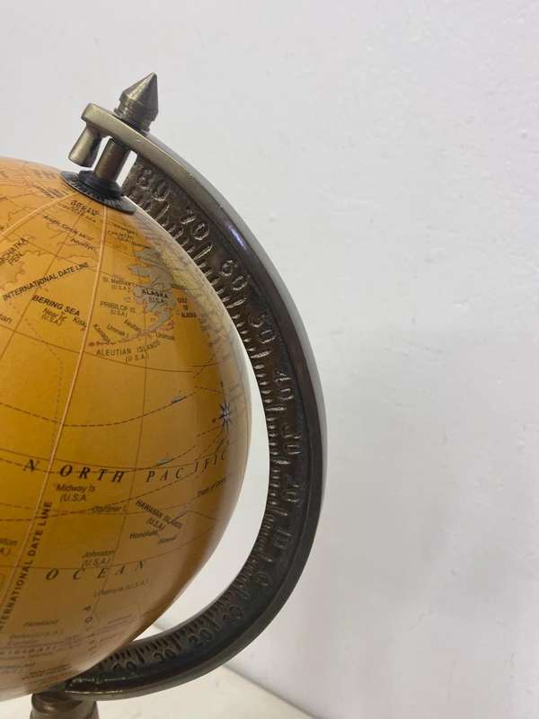 Beautiful Standing Globe ( 57 cm )