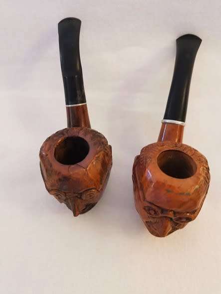Briar Wood Pipes : a Pair carved with image of the Pope.