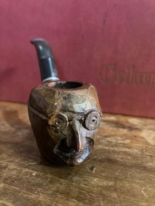 Briar Wood Pipes : a Pair carved with image of the Pope.