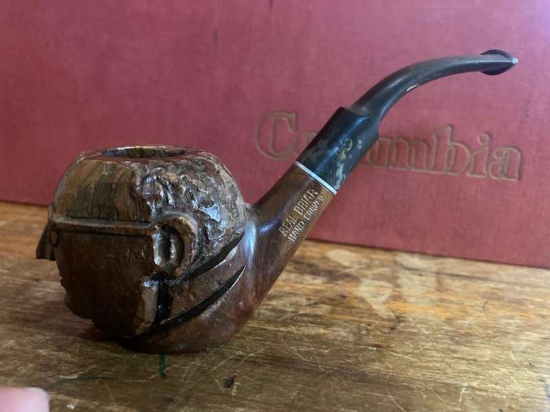 Briar Wood Pipes : a Pair carved with image of the Pope.