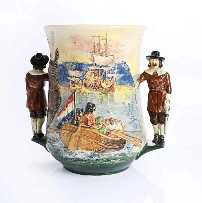 Royal Doulton Loving Cup. Jan van Riebeeck Commemorative Cup. 226/ 300 Made. 26 cm ( cracked)