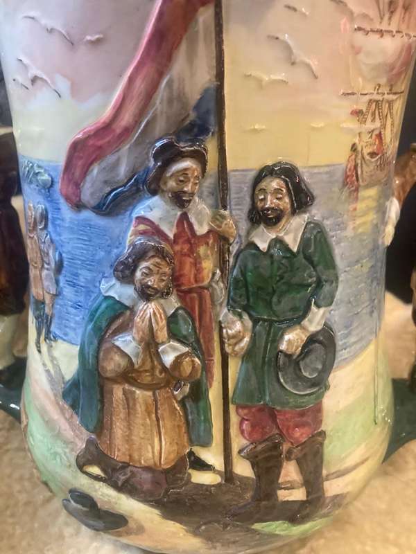 Royal Doulton Loving Cup. Jan van Riebeeck Commemorative Cup. 226/ 300 Made. 26 cm ( cracked)