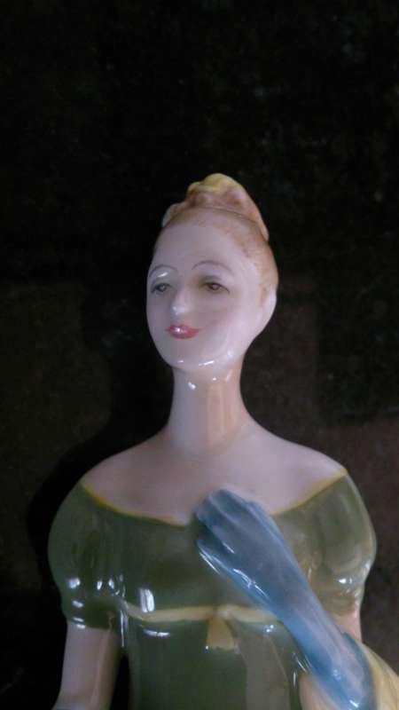 Royal Doulton "Lorna" HN2311