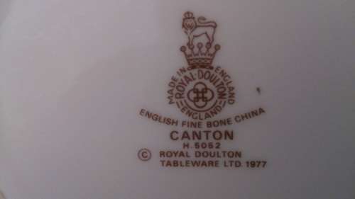 Royal Doulton Canton candy jar with lid