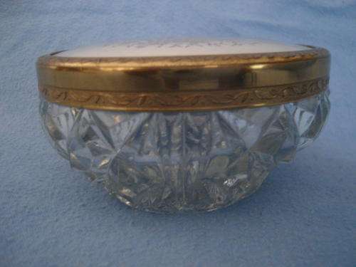 Glass bowl with lid