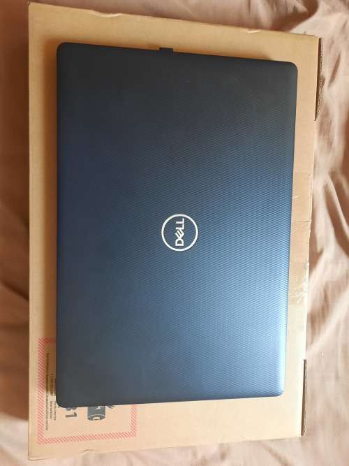Dell Inspirion 15 3582 Laptop