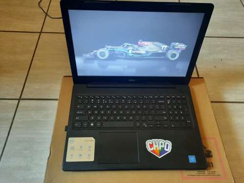 Dell Inspirion 15 3582 Laptop