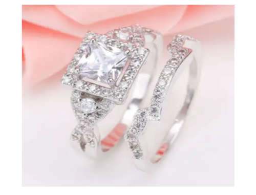 Elegant Silver Topaz Ring Set