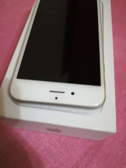 APPLE Iphone 6s 16GB - Silver good condition