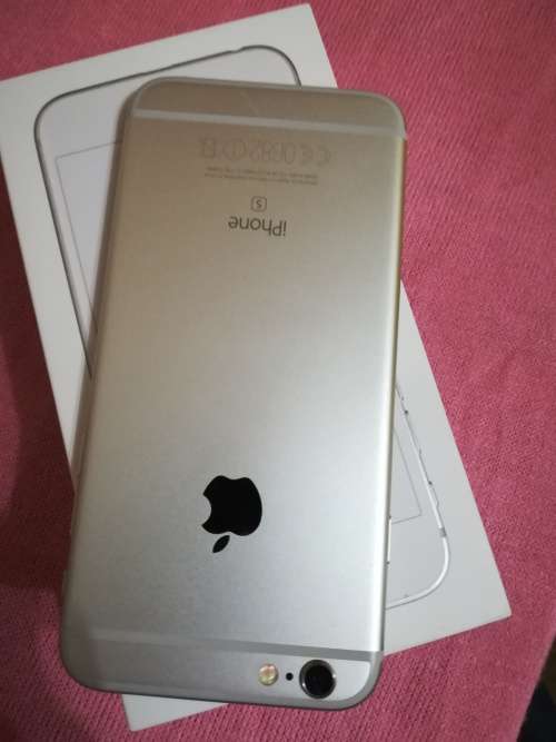 APPLE Iphone 6s 16GB - Silver good condition