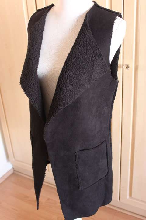 Sensational black gilet