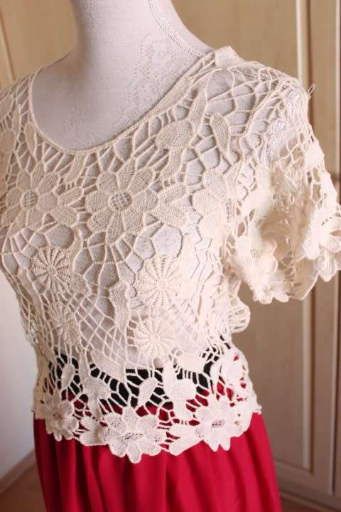 Vintage crochet top in pristine condition
