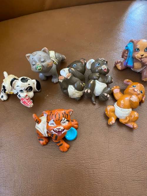 Magic diaper babies ( damaged)