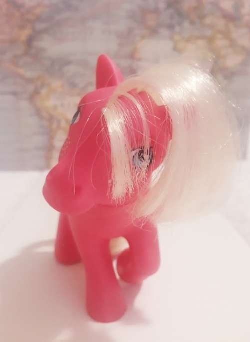 My Little Pony G1 - Snowflake UK Exclusive 1984