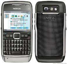 Nokia E71 with charger & 2GB memory card