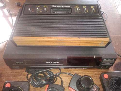 ATARI 2600 Console Colectable with 11 Games