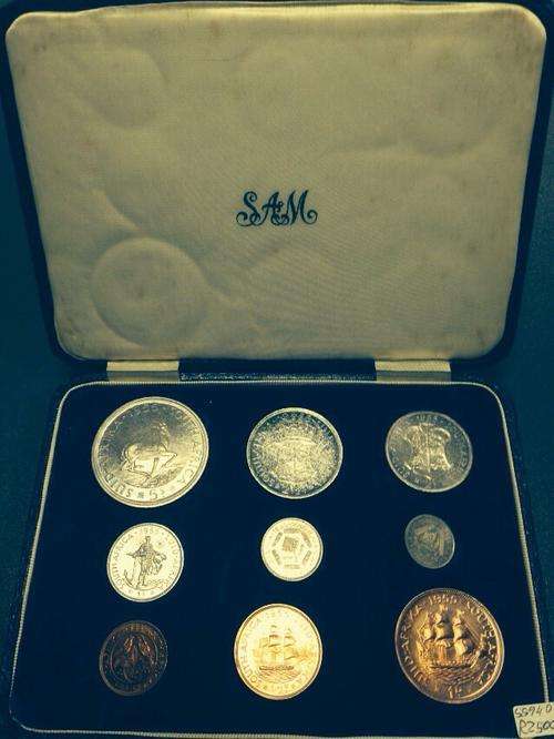 !!! 1955 SOUTH AFRICA SHORT PROOF SET IN ORIGINAL BLUE MINT BOX !!! LOW START ! VALUE OVER R2500 !