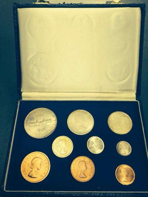 !!! 1960 SOUTH AFRICA SHORT PROOF SET IN ORIGINAL BLUE MINT BOX !!! LOW START ! VALUE OVER R1800 !