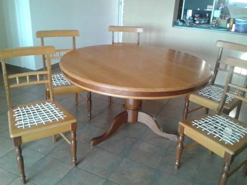 dinning room table
