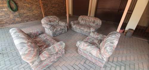 Lounge suites