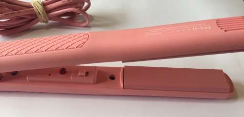 FHI Heat Technique Ceramic 1-inch Pink Flat Iron Hair Straightener *NEW*
