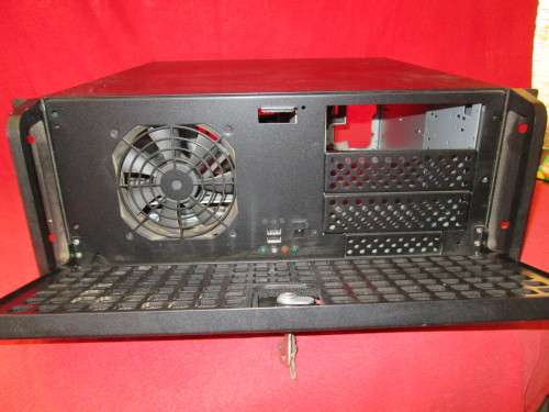 Rackmountable Server Case for Sale