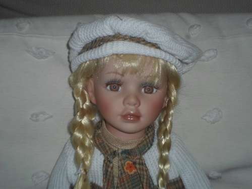 PORCELAIN DOLLS