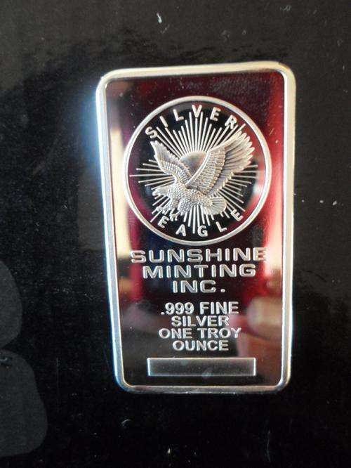 SILVER EAGLE - SUNSHINE MINTING INC. 999 FINE SILVER CLAD ONE TROY OUNCE. SEE PICS!!!