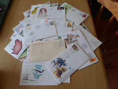 100 x SOUTH AFRICAN FIRST DAY COVERS