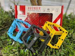 Marvel Avenger Platform Pedals (YELLOW)