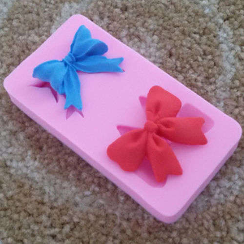 Silicone bow tie mould