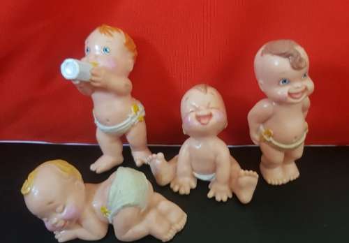 4 Magic Diaper babies