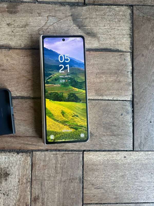 Samsung Galaxy Z 4 Fold