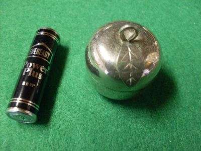 Small German S/S Apple Ornament