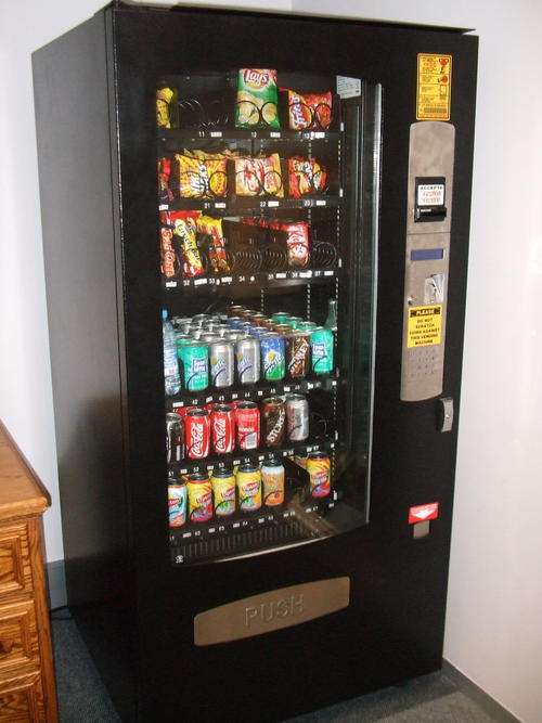 The Snackshop Mini Vending Machine