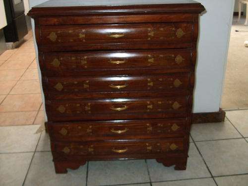 Antique Chest of Drawers